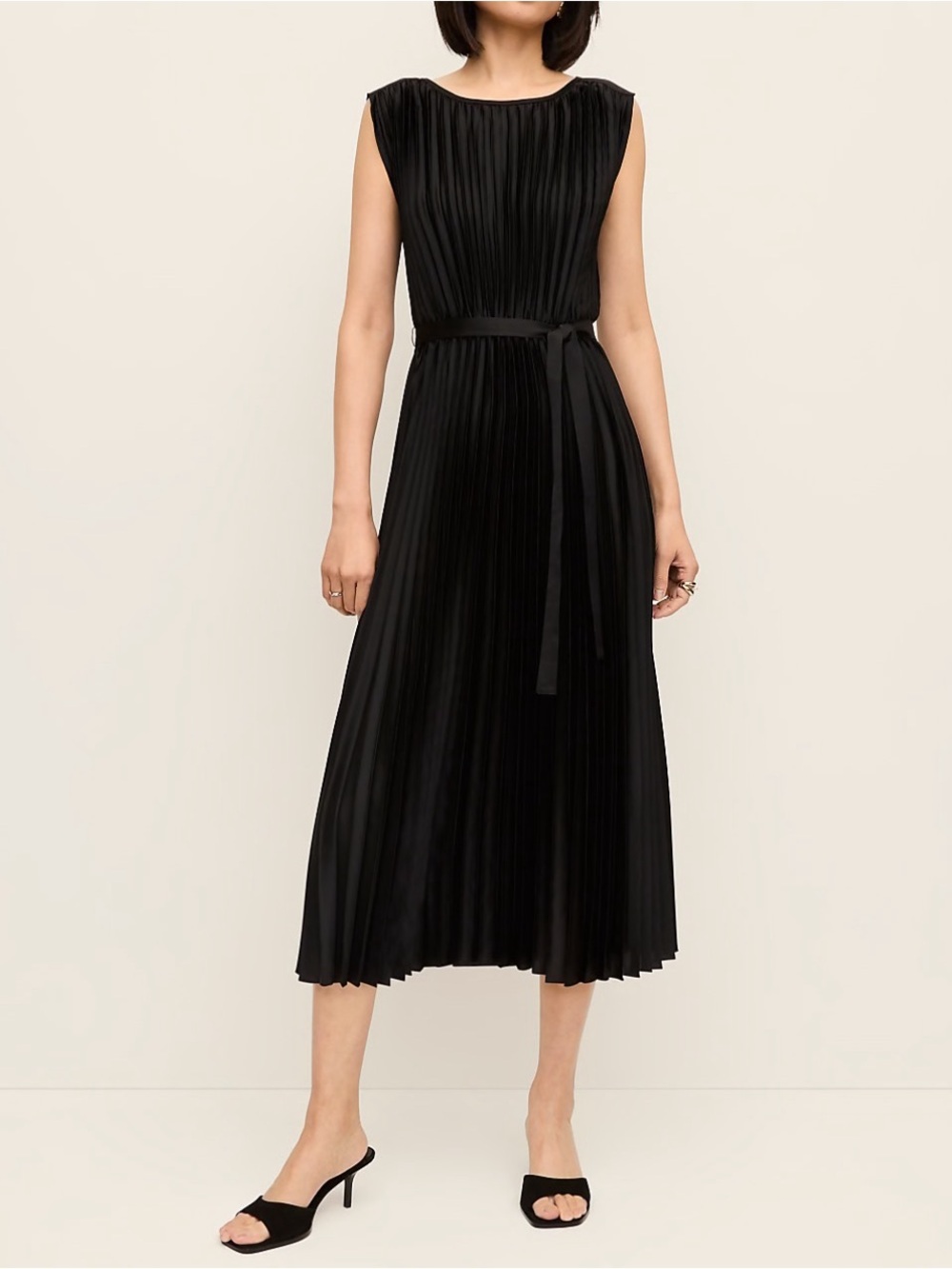 Classic Forest Green Pleated Midi Dress with Waist Tie
